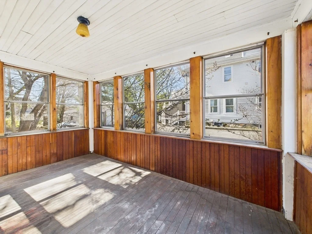 Photo of 35 Carroll Ave