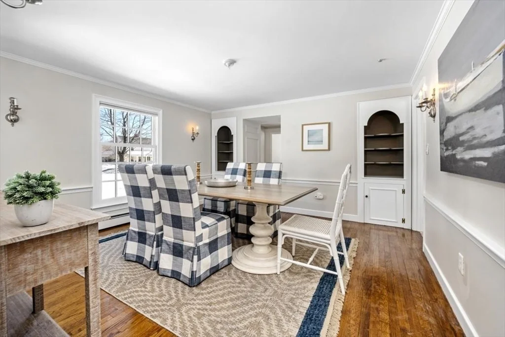 Photo of 11 Berkley Cir
