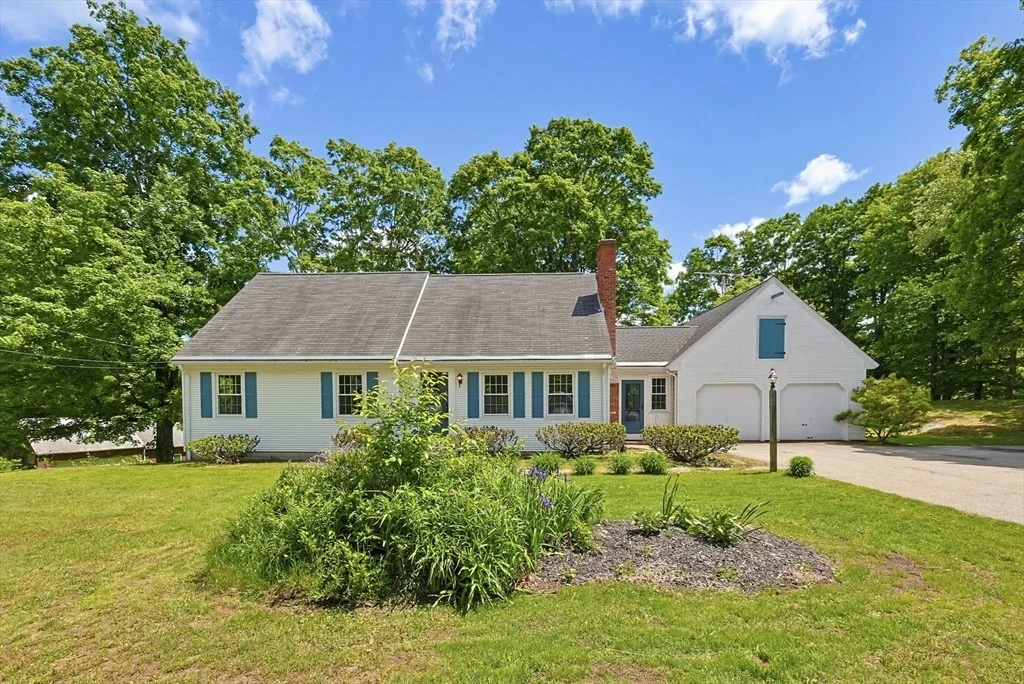 Photo of 281 Scott Rd