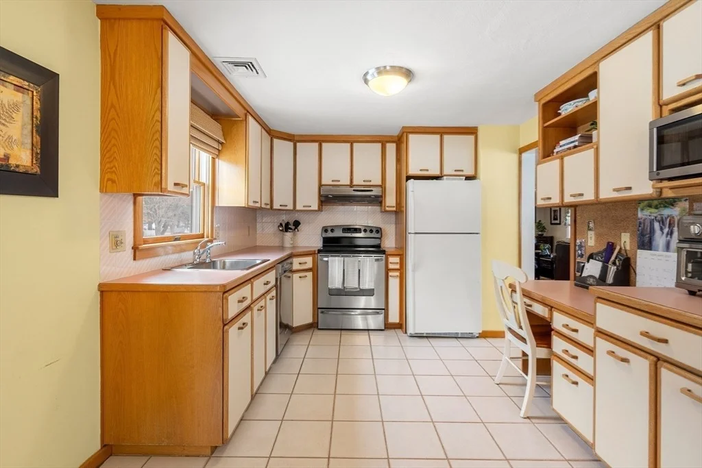 Photo of 7 Belfast Rd.