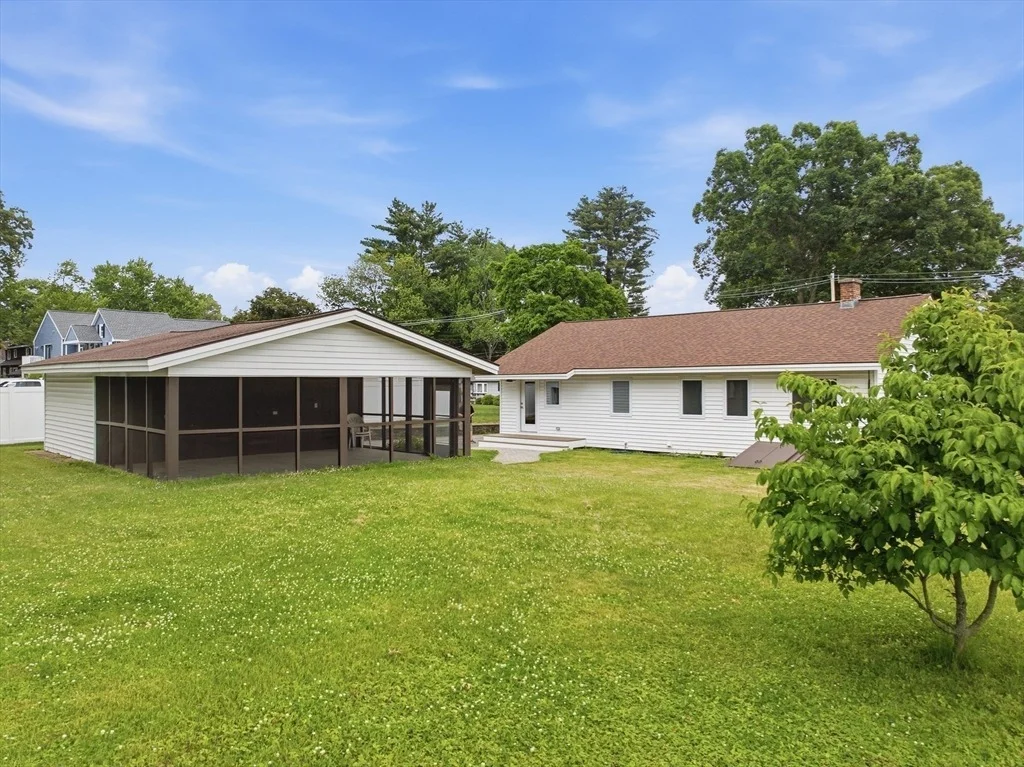 Photo of 40 Pine St