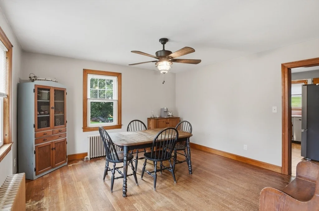 Photo of 158 Oakham Road