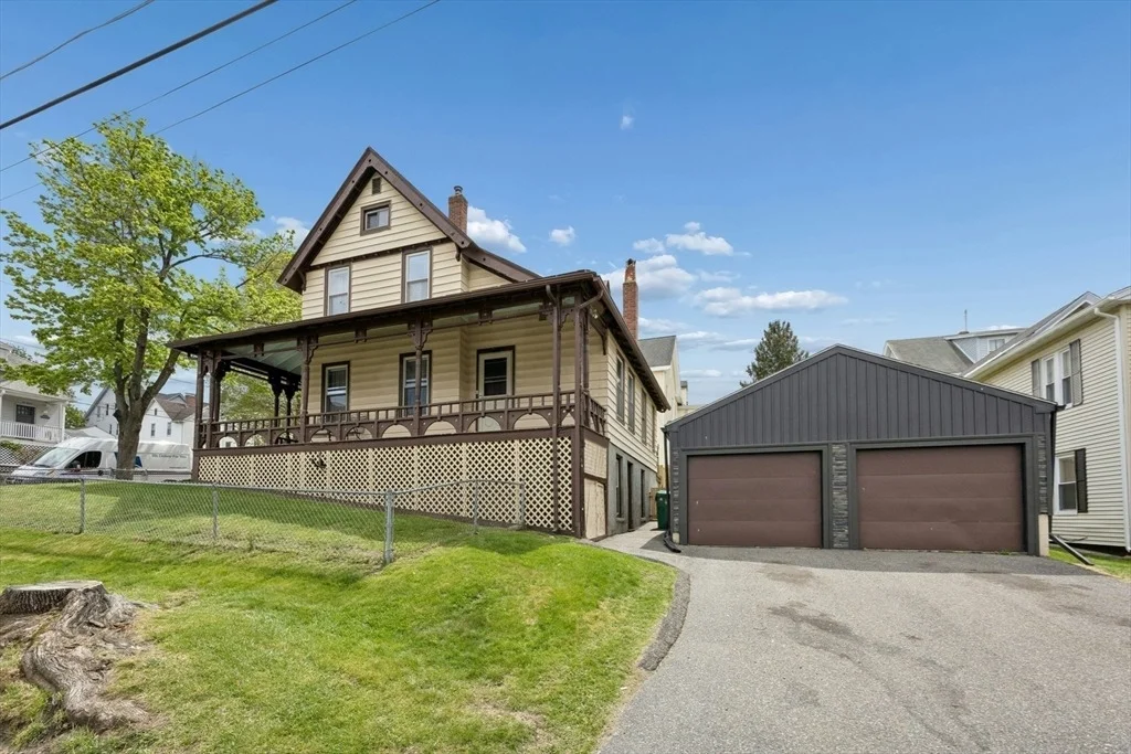 Photo of 216 Walnut Street