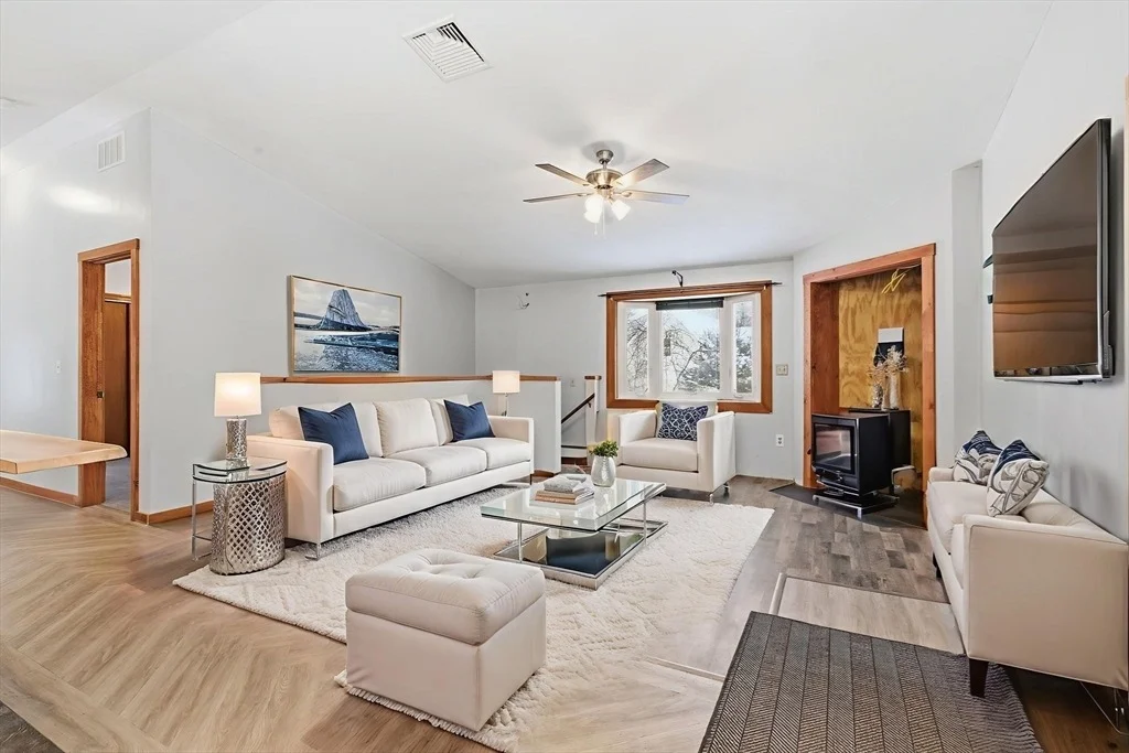 Photo of 235 Crouch Rd