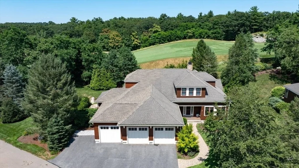 Photo of Unit 2 at 2 Black Rock Dr