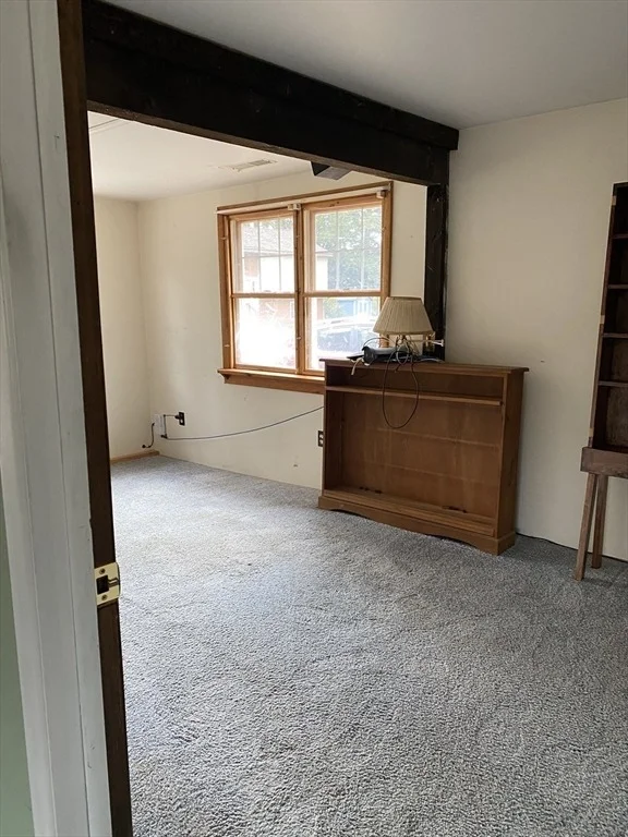Photo of 106 Shore Rd