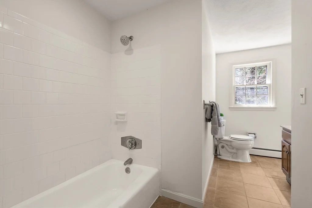 Photo of 39 Dakin Road
