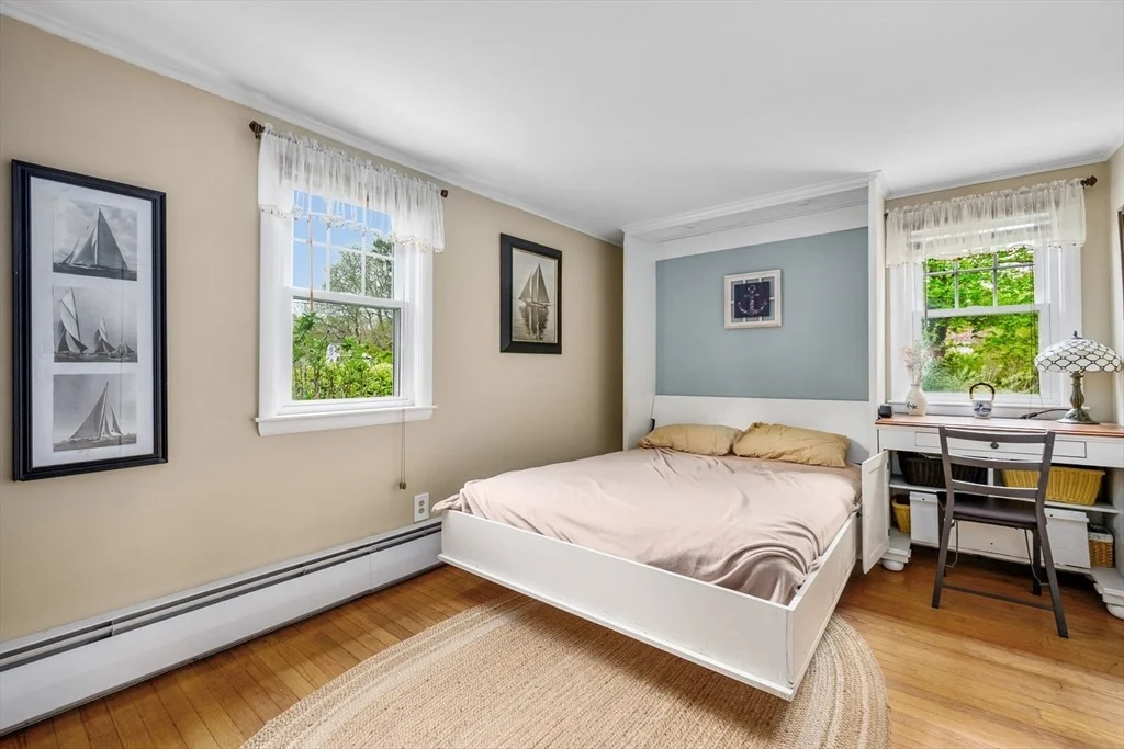 Photo of 24 Acorn Dr