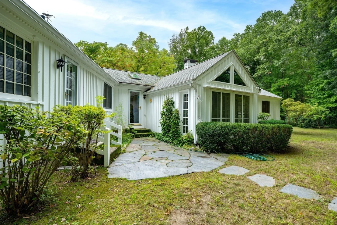 Photo of 134 Maplewood Terrace