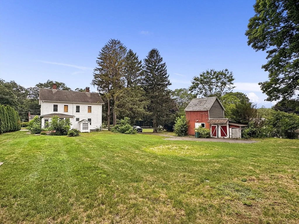 Photo of 19 Mendon Rd
