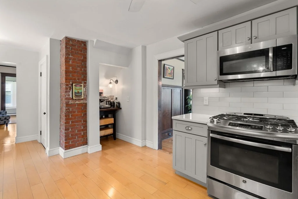 Photo of 95 Samoset Ave
