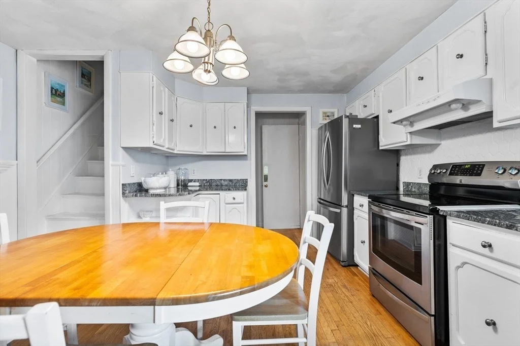 Photo of 16 Central St