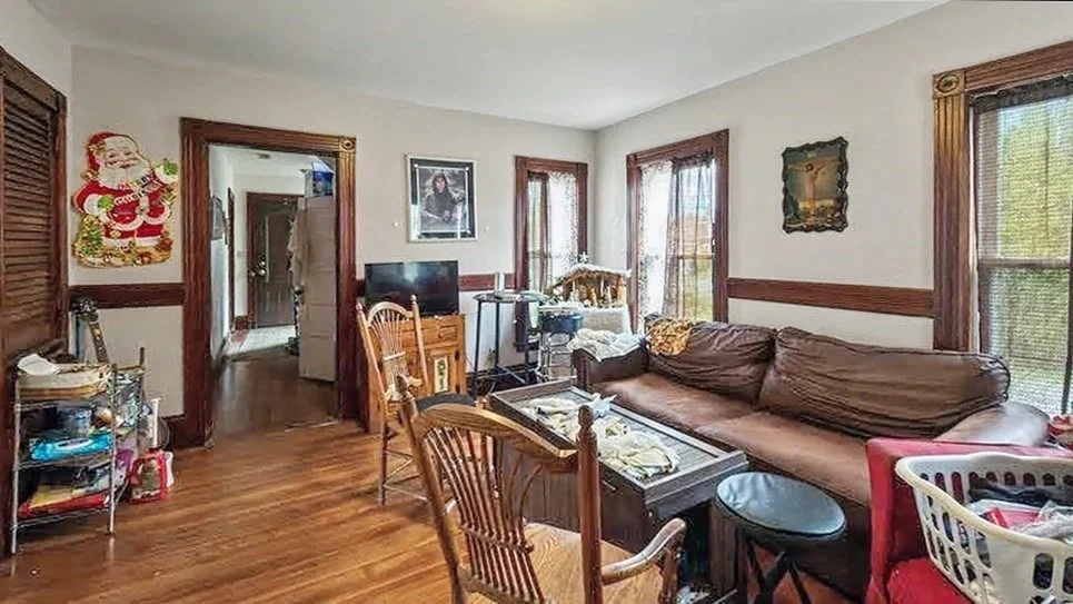 Photo of 49 Juniper St