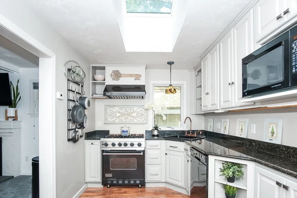 Photo of 77 Circuit Ave