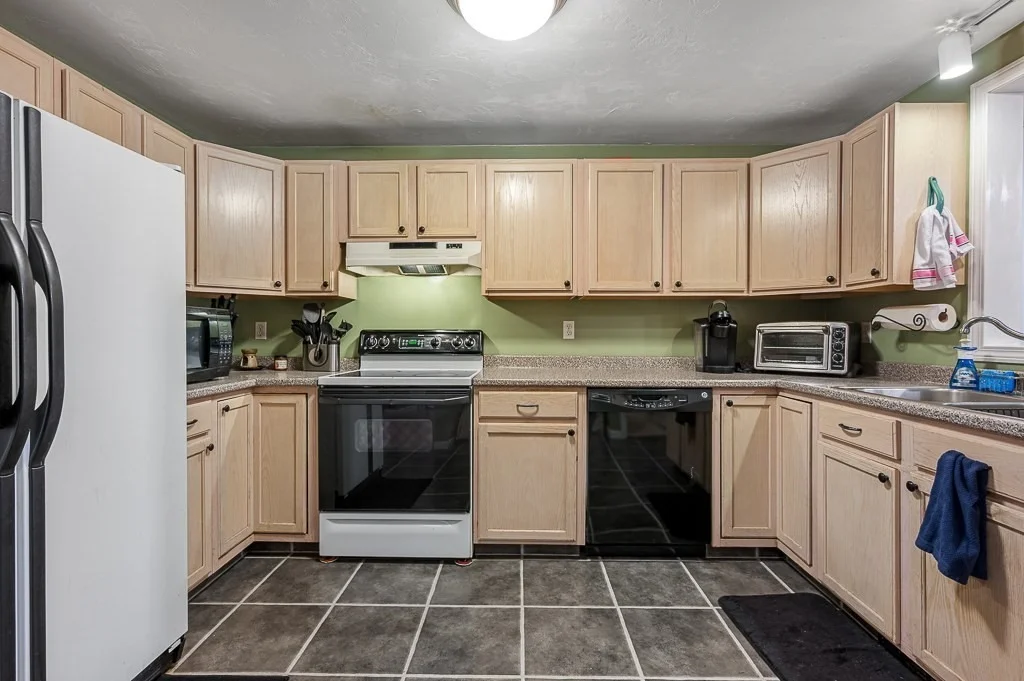 Photo of 24 Jesse Rd