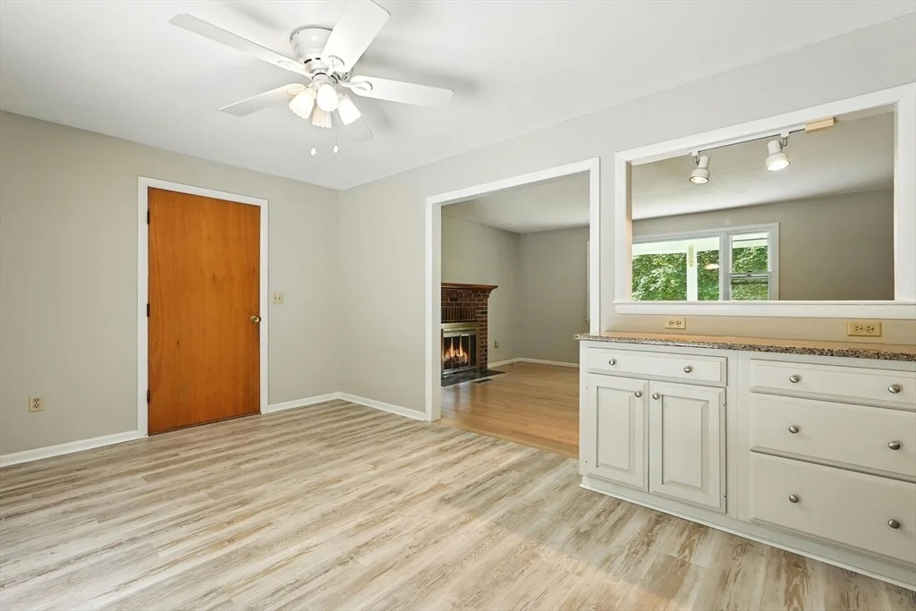Photo of 93 Meadow Lane