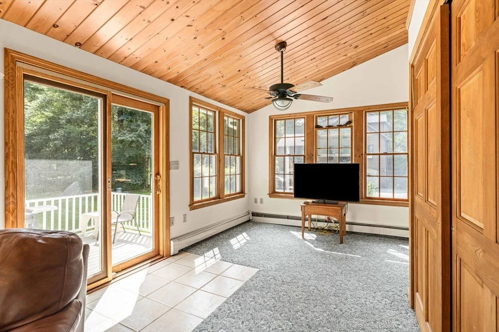 Photo of 155 Duncan Dr