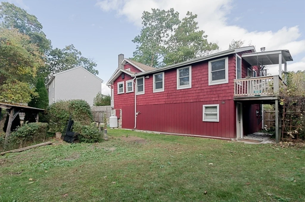 Photo of 19 Black Point Rd