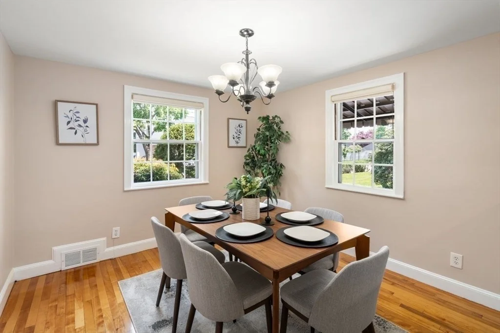 Photo of 21 Rose Dr