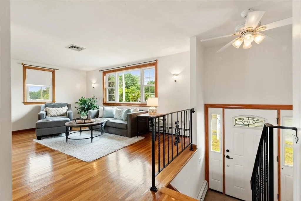 Photo of 4 Eileen Rd