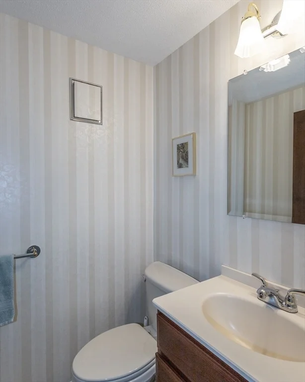 Photo of 49 Glasgow Dr