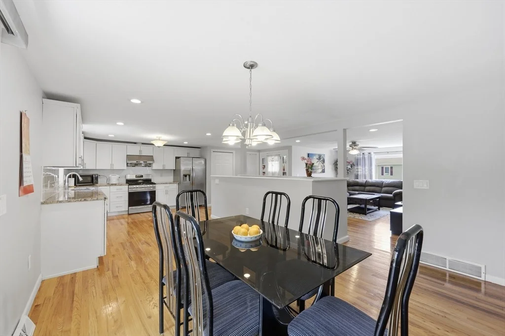 Photo of 86 Scarsdale Rd