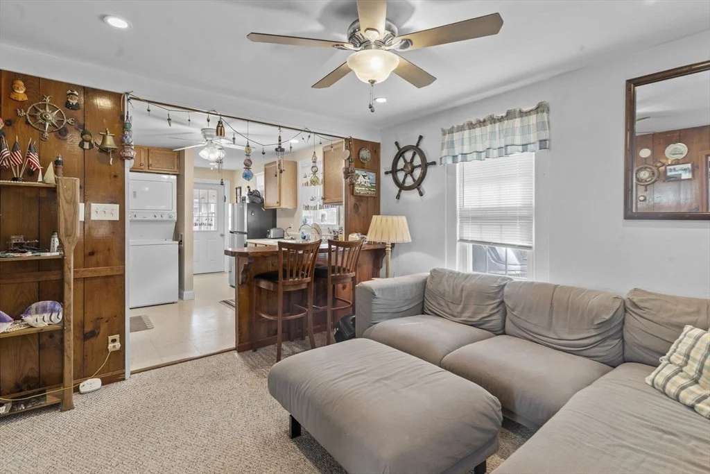 Photo of 876 Ocean St
