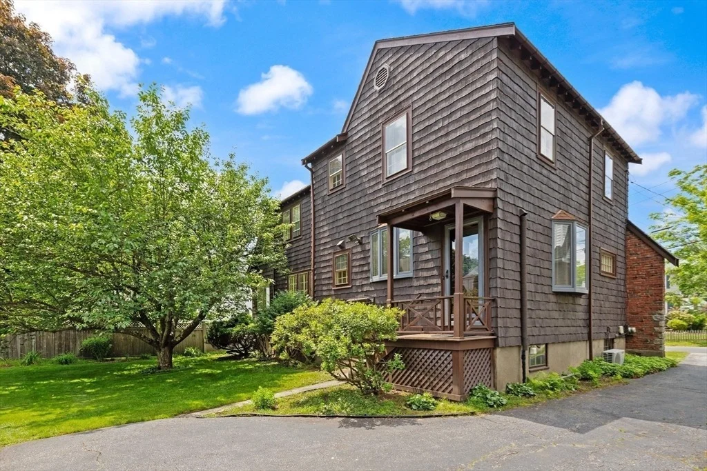 Photo of 9 Mayfield Rd