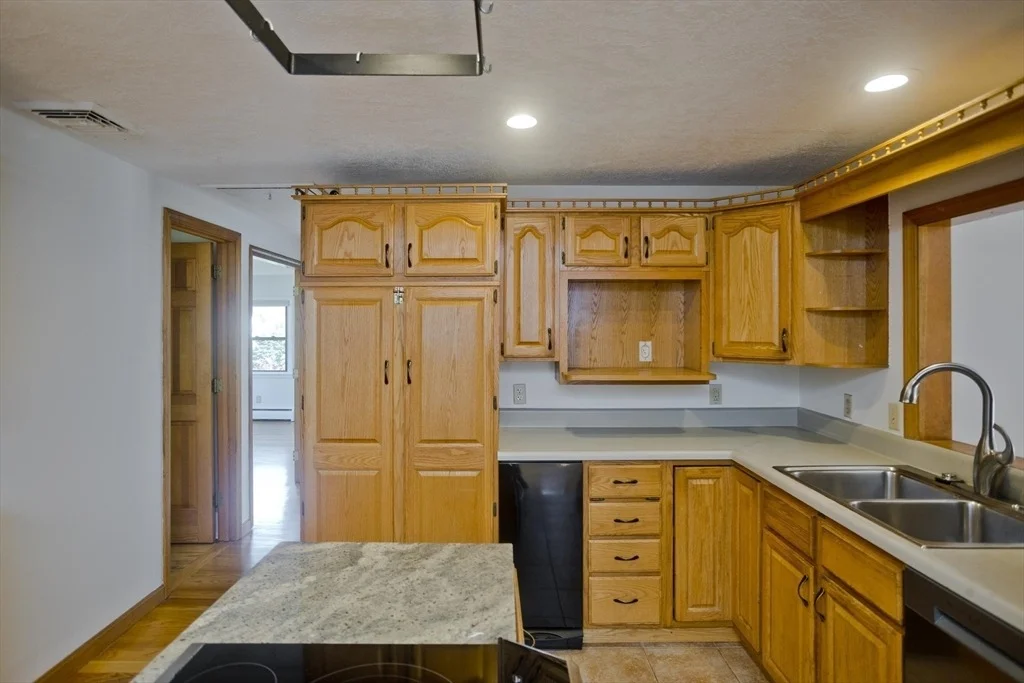 Photo of 25 Andover Rd