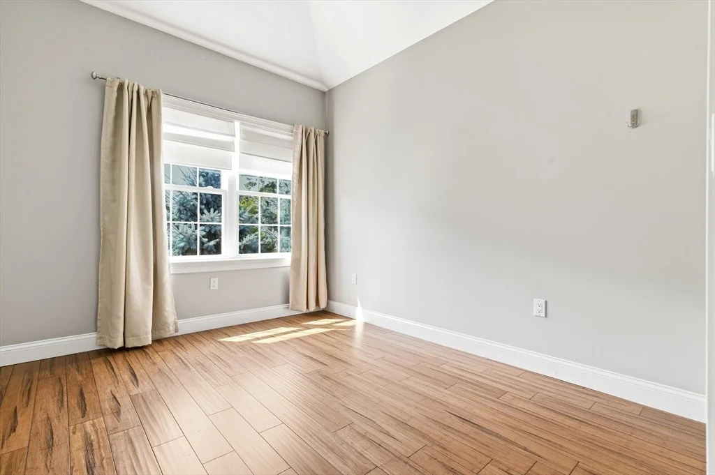 Photo of 80 Oregon Ave