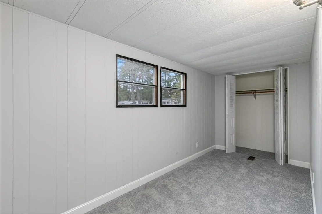 Photo of 4 Lisa Cir