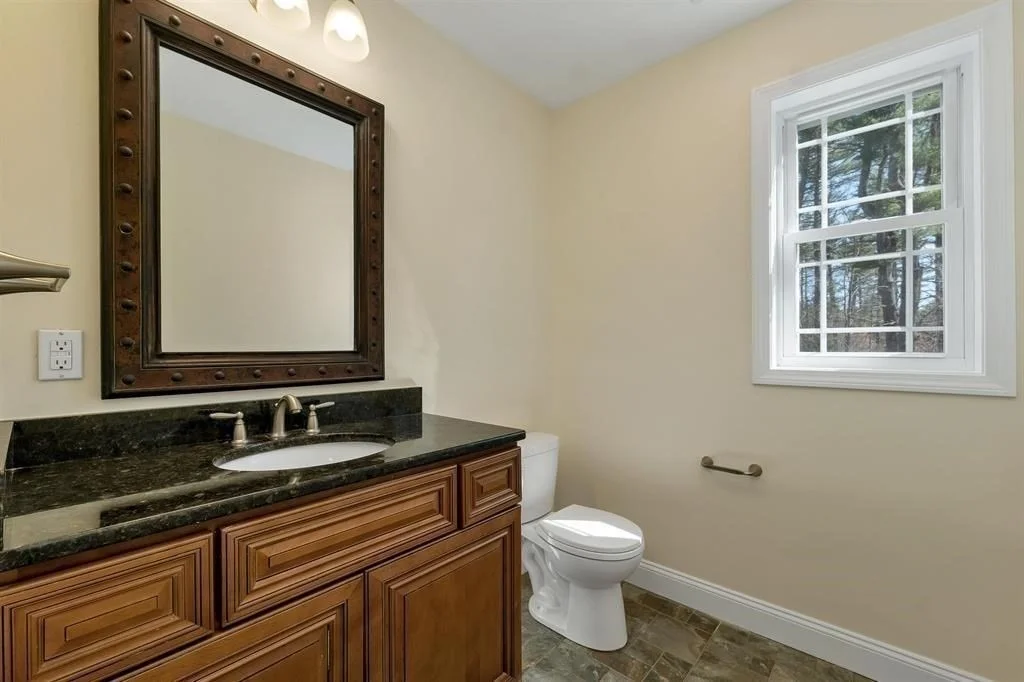 Photo of 142 Worcester Road