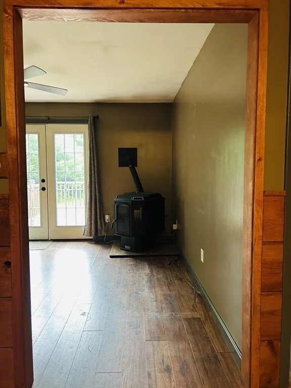 Photo of 32 Sandy Pine Rd