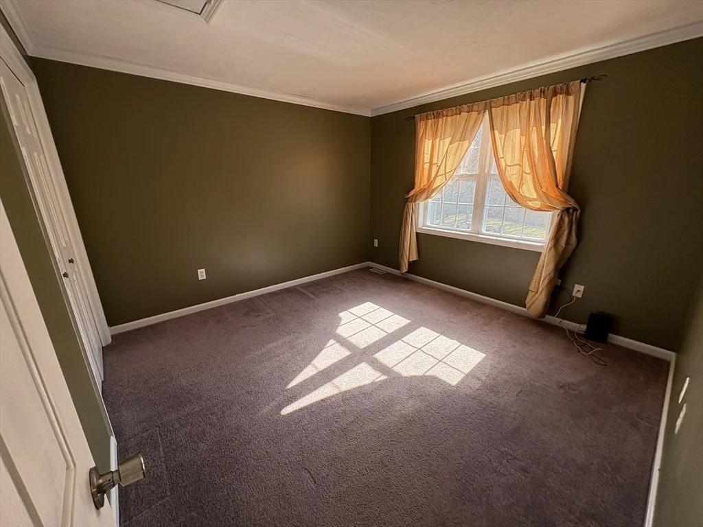 Photo of 42 Deertrack Drive