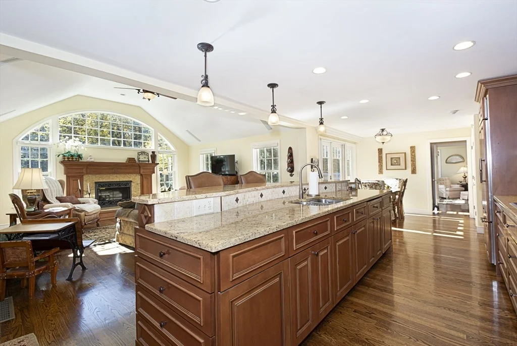 Photo of 93 Winfield Rd