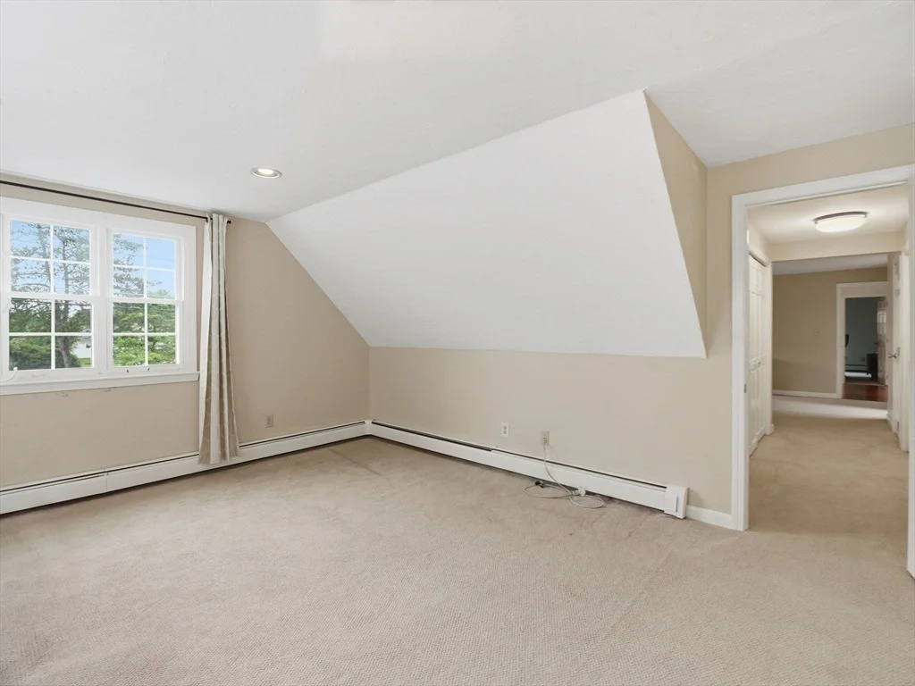 Photo of 293 Davis Street