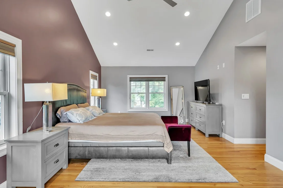 Photo of 39 Arcola St