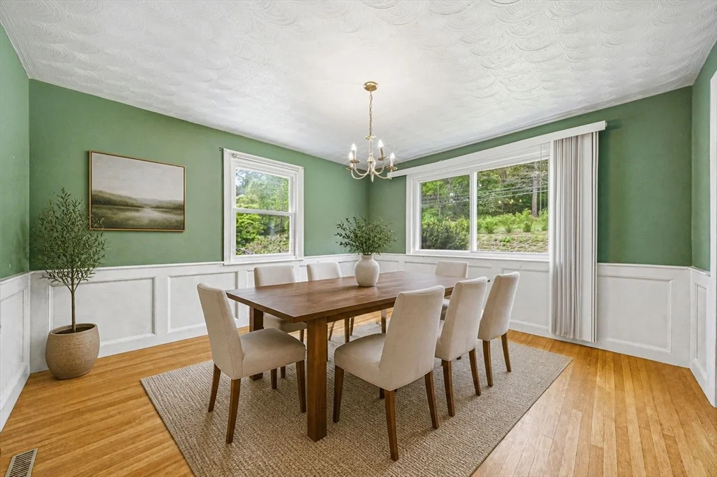 Photo of 146 Acton Road