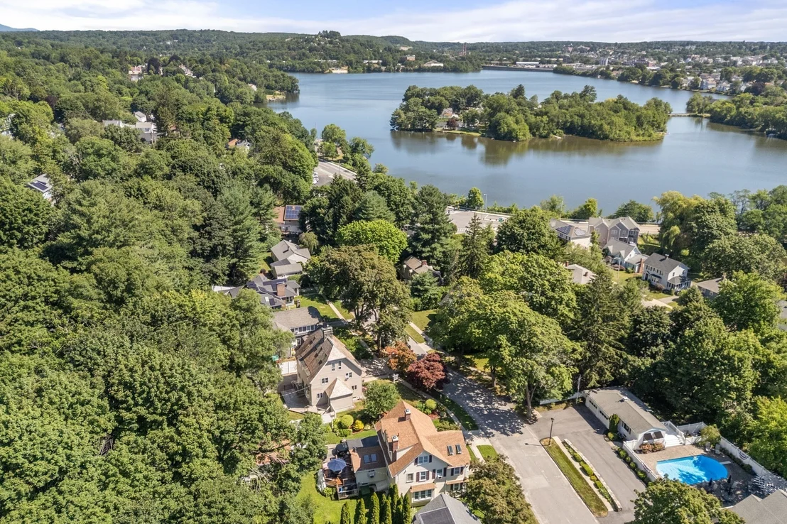 Photo of 43 Laconia Rd