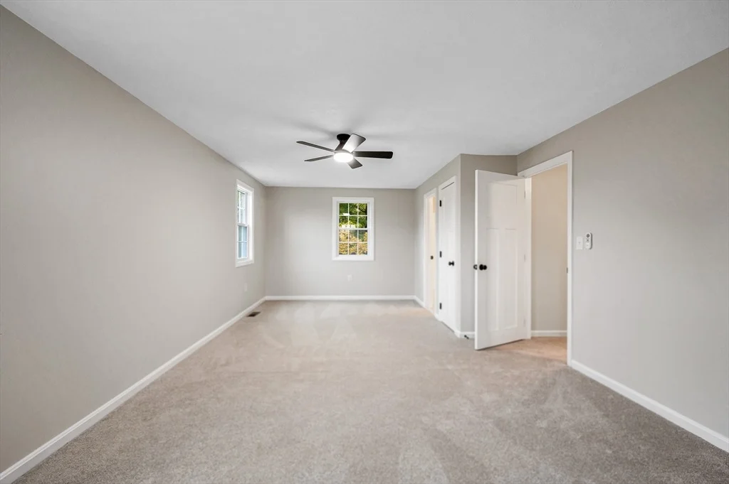 Photo of 355 Andover St