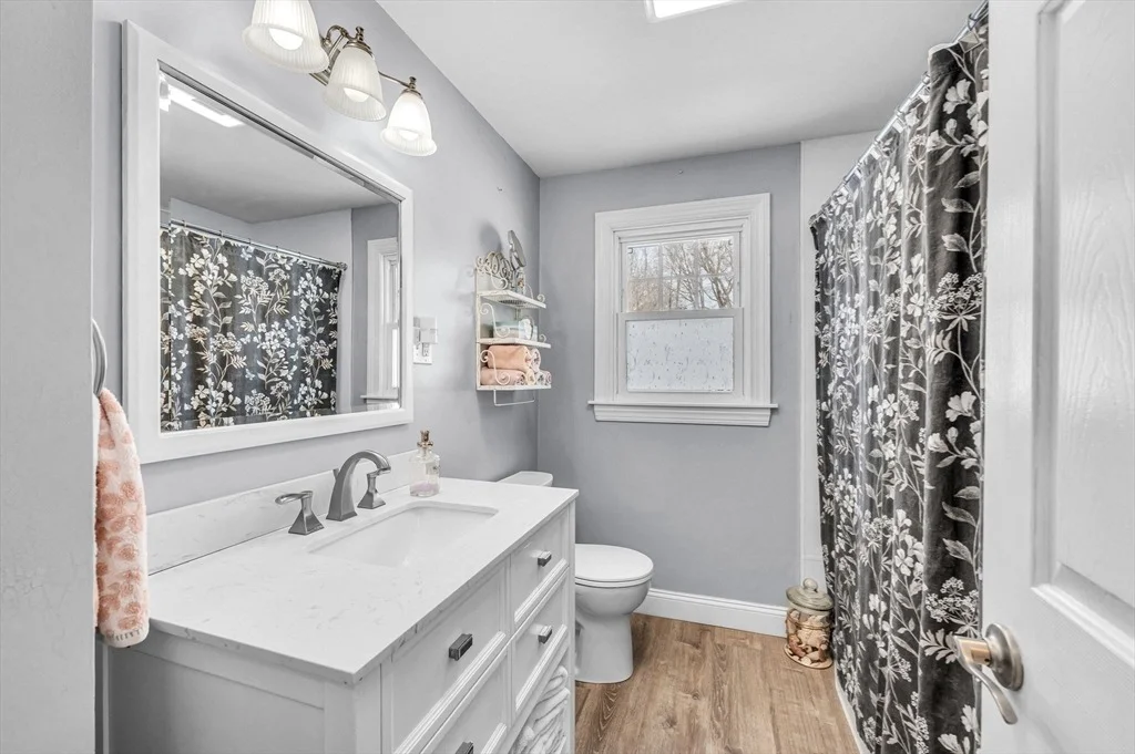 Photo of 92 Ludlow Rd