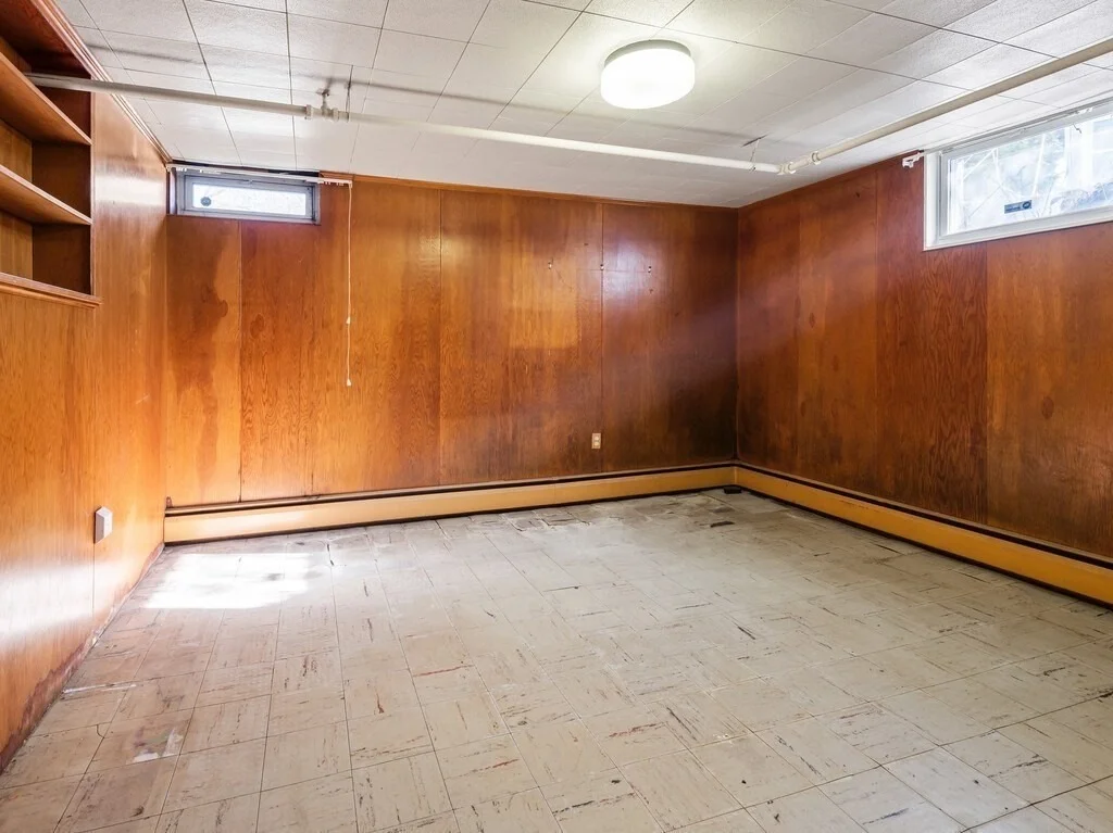 Photo of 42 Ellis Dr.