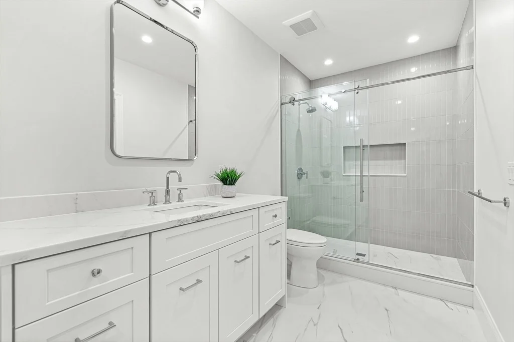 Photo of 129 Lawton Road