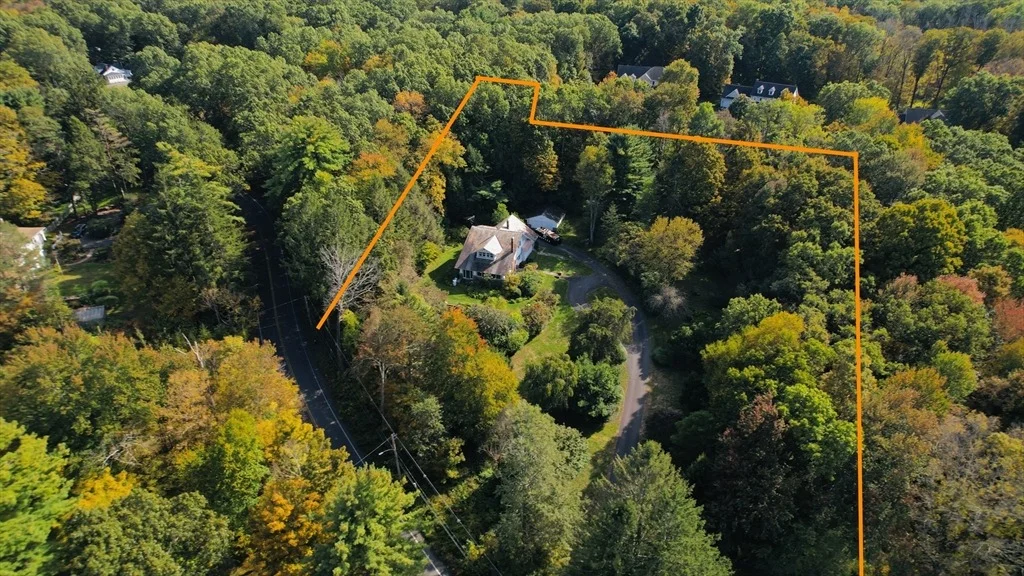 Photo of 83 Mountain Road