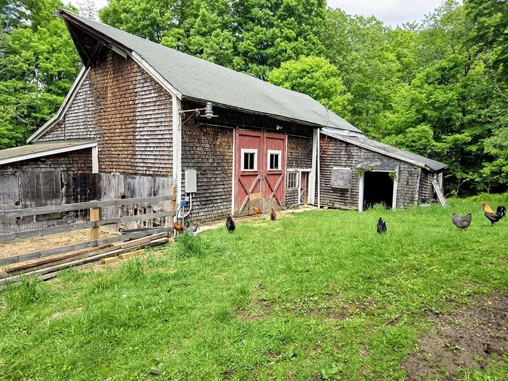 Photo of 130 West Rd