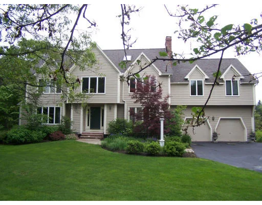 Photo of 11 Wheelwright Rd