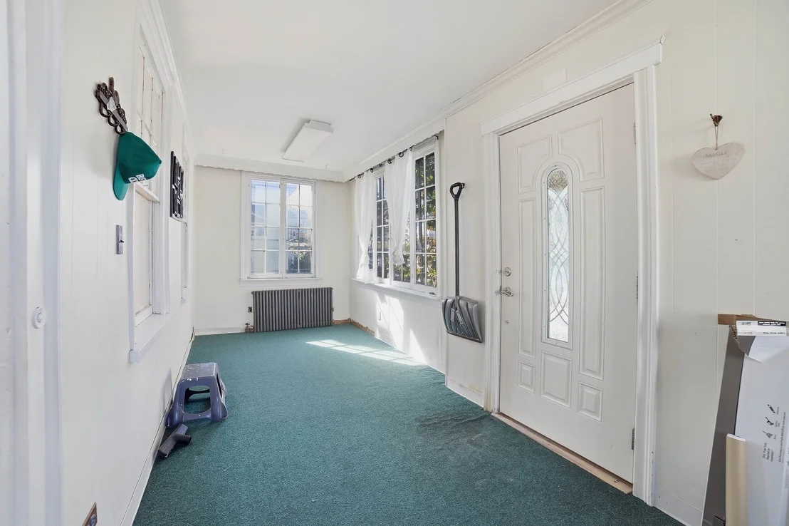 Photo of 36 Putnam Ave