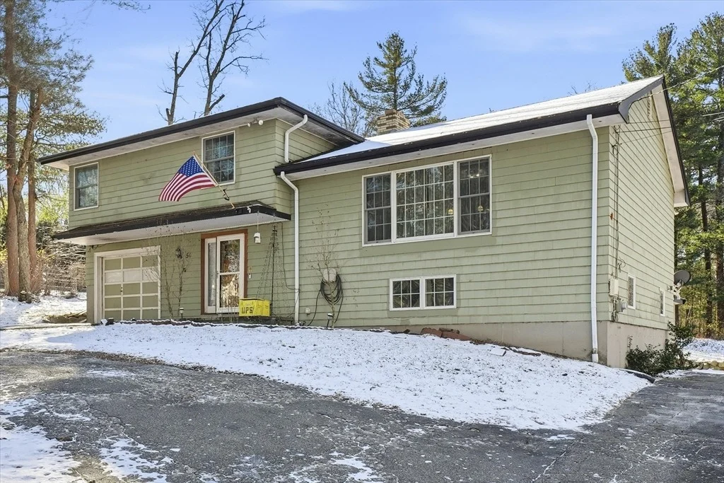 Photo of 156 Central St