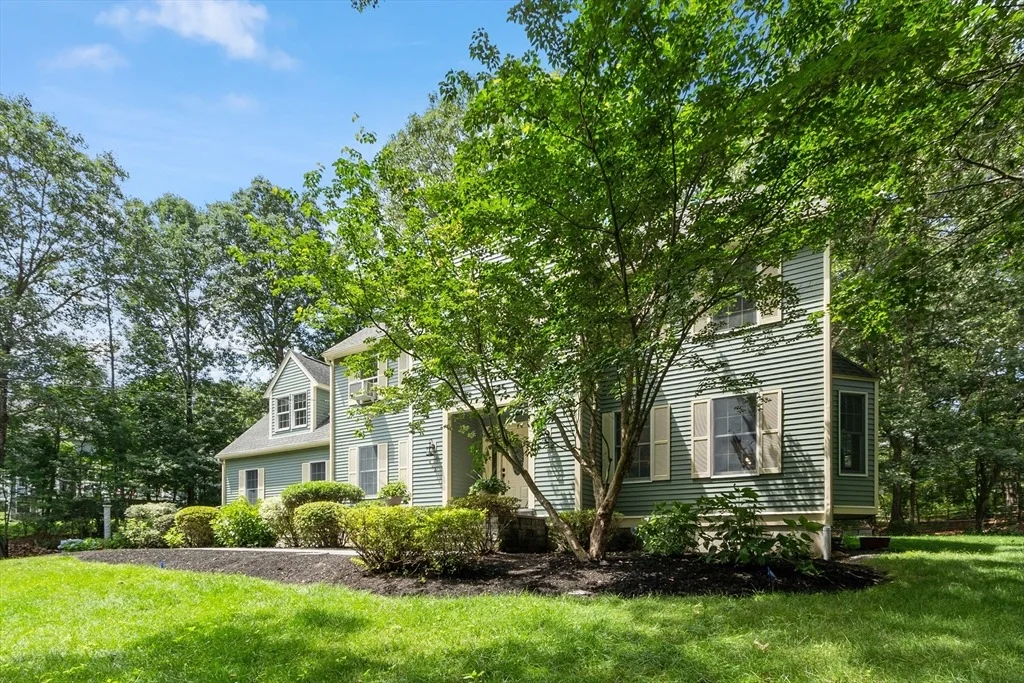 Photo of 492 Stow Rd