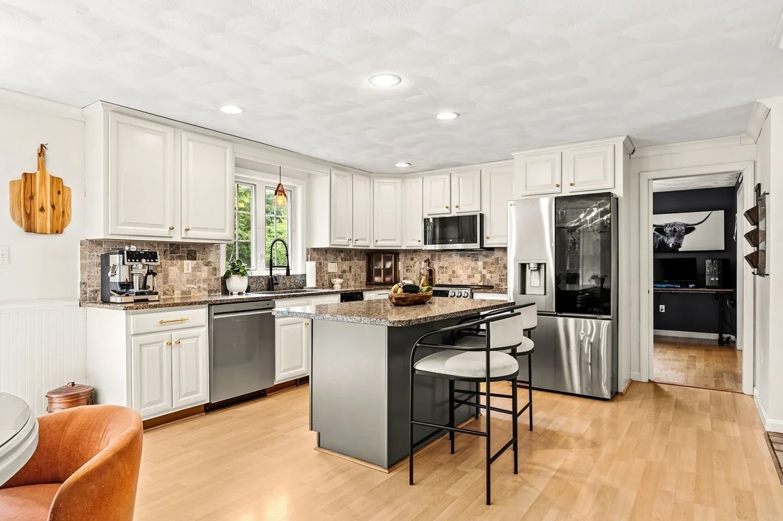 Photo of 210 Jones Hill